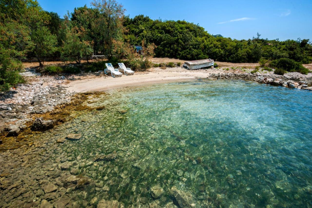 Secluded Fisherman'S Cottage Cove Zuborovica, Pasman - 321 Mrljane Bagian luar foto