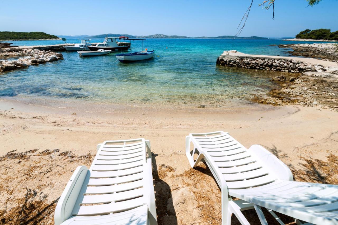 Secluded Fisherman'S Cottage Cove Zuborovica, Pasman - 321 Mrljane Bagian luar foto